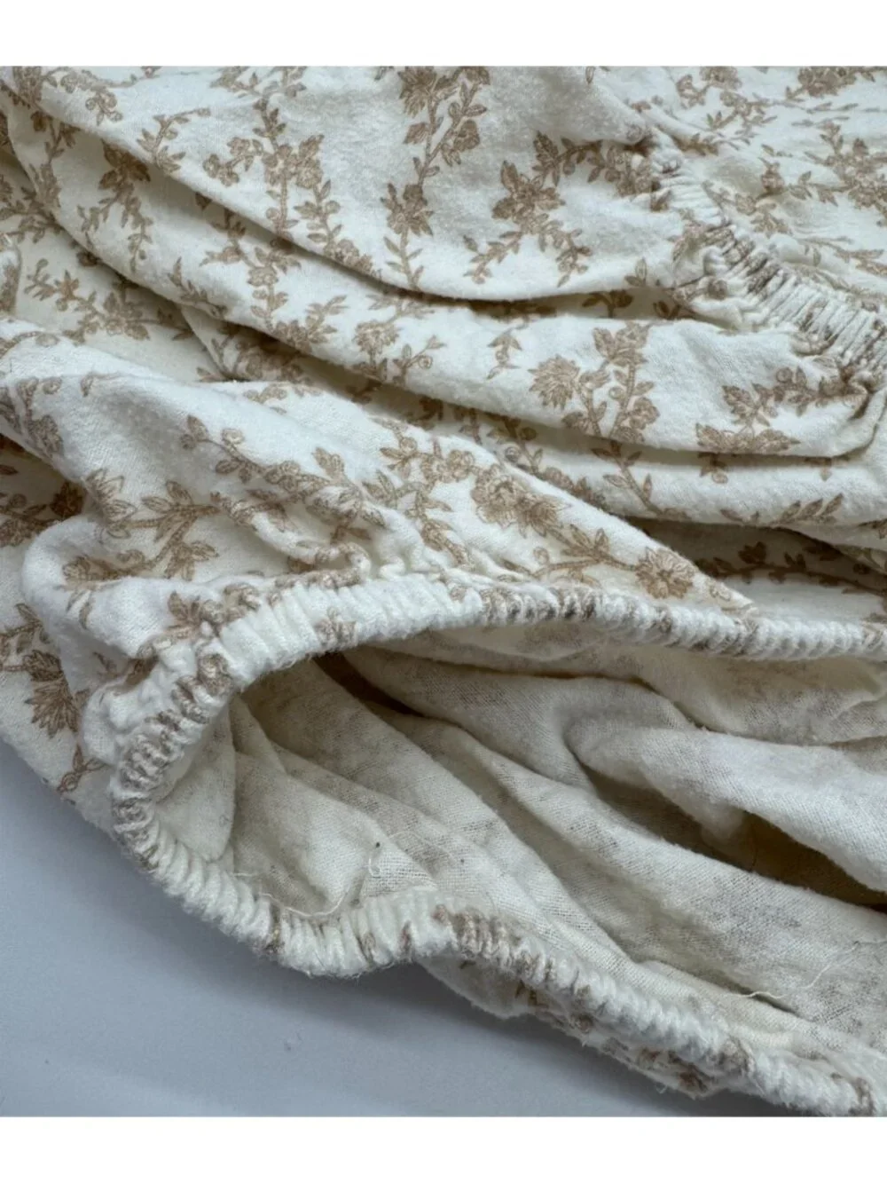 Laura Ashley Cream Floral All-Over Print Twin Fitted Sheet 100% Cotton Bedding